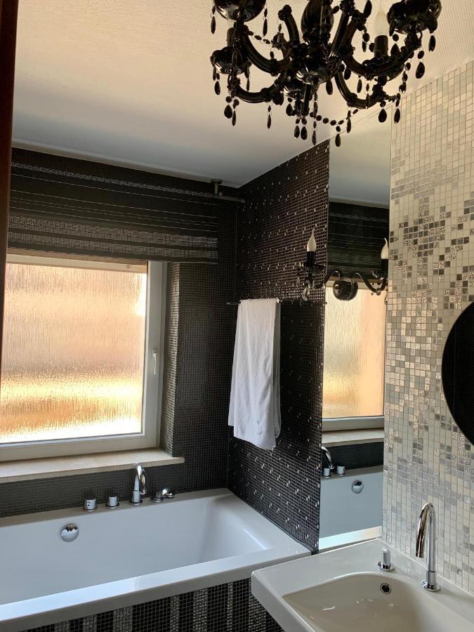 Malnia Hotel Linder מראה חיצוני תמונה
